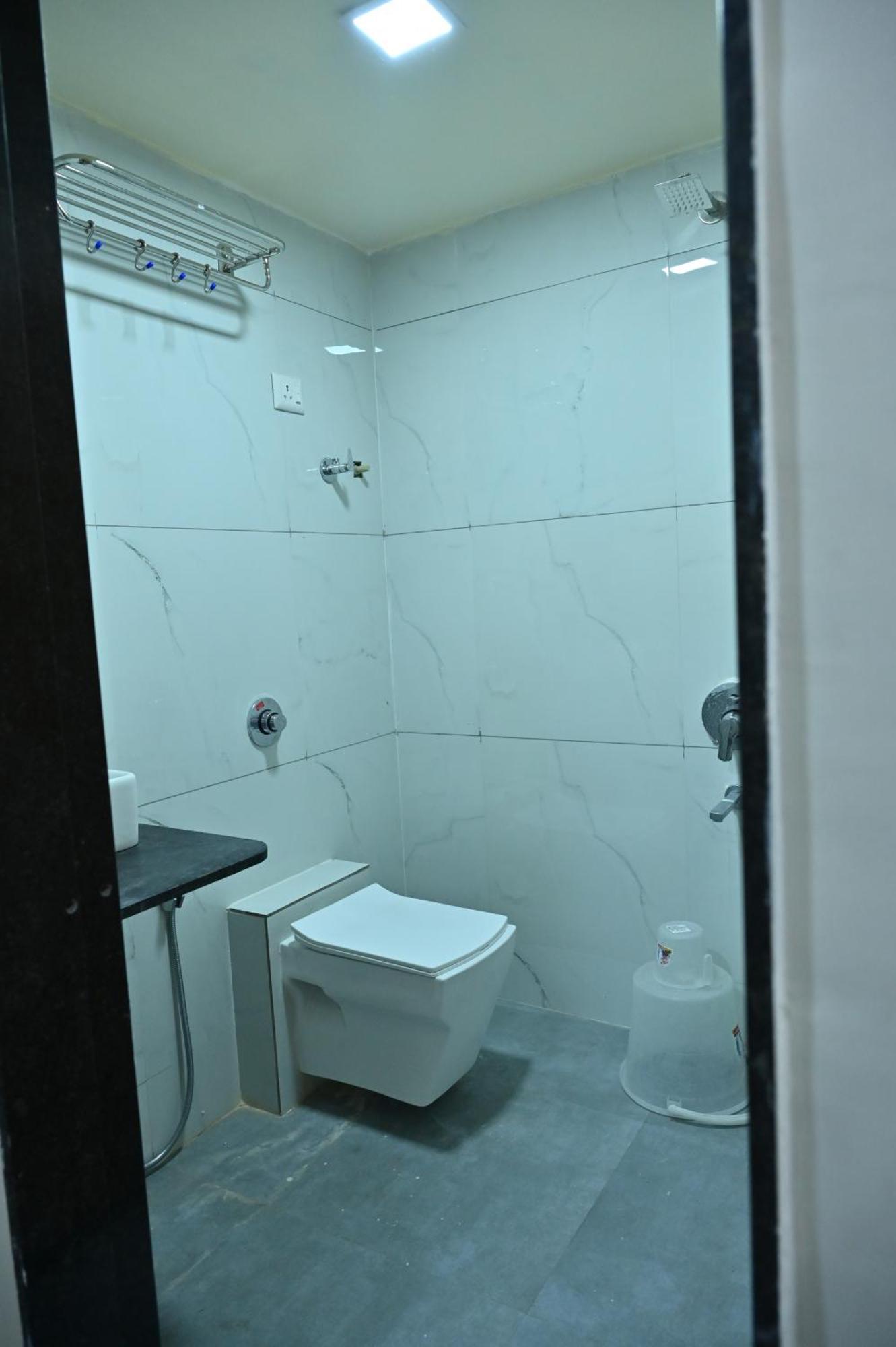 Hotel Sury Villa Ахмедабад Екстер'єр фото